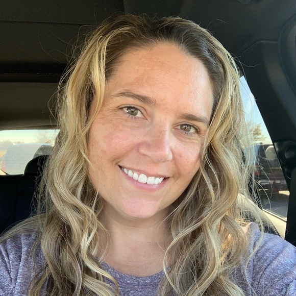 Meet your Posher, Alexis - Picture 1 of 1